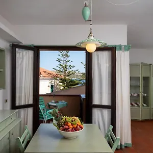 Homey Experience - Marina Loft , La Maddalena (Sassari) Italia